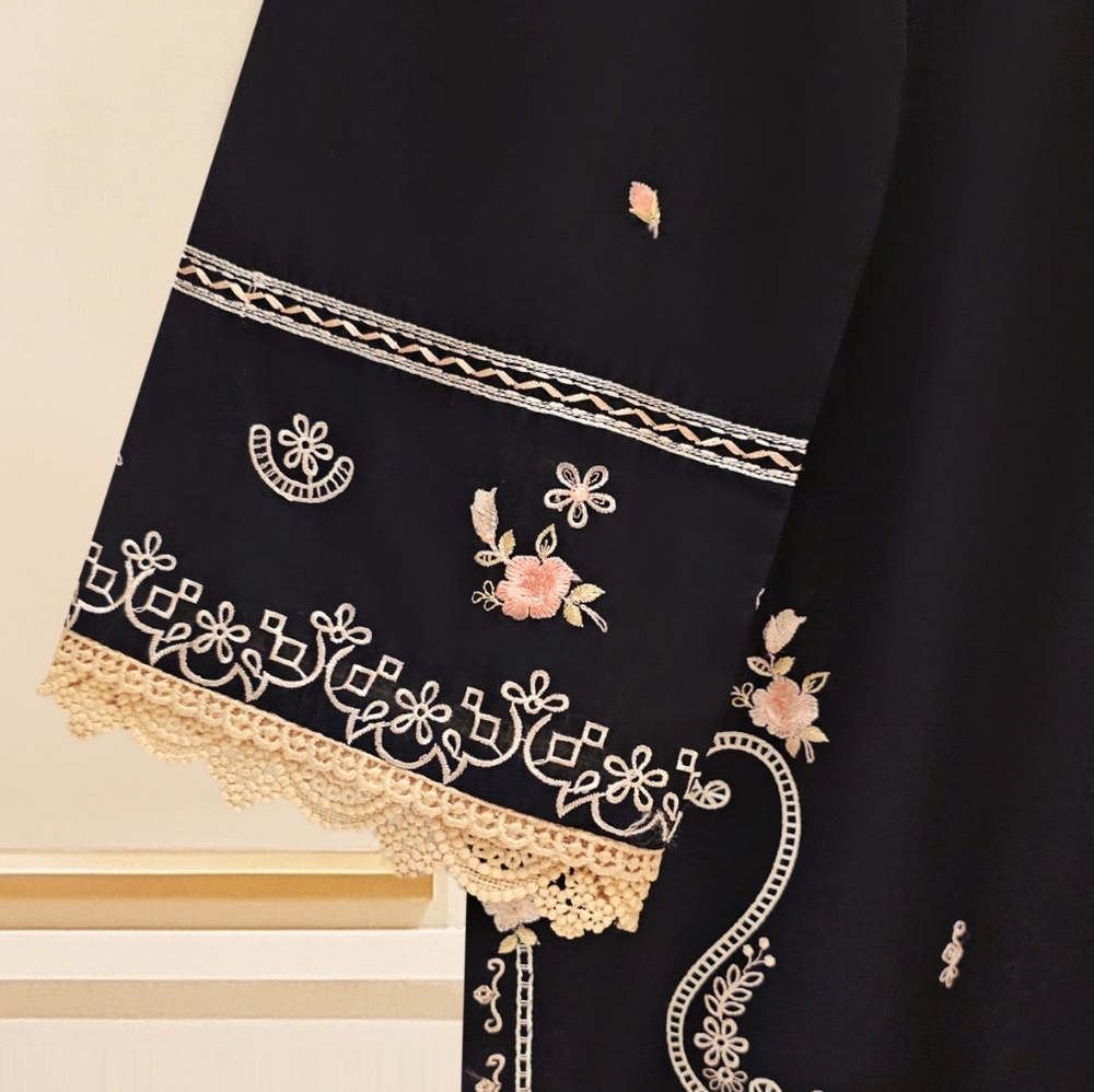 Agha noor kurti - Picture 3 of 4